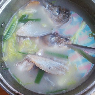 草鱼头白菜汤