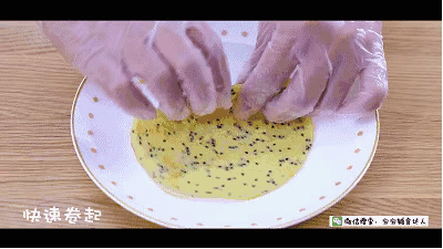 芝麻虾皮蛋卷 宝宝辅食食谱的做法图解10