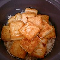 金针菇香辣豆腐煲的做法图解4
