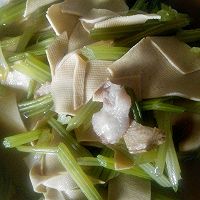 芹菜炖干豆腐的做法图解5
