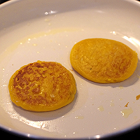  初秋黄金南瓜饼的做法图解10