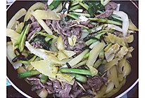 酸菜牛肉的做法