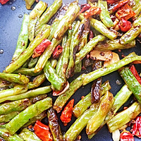 无法抗拒的干煸四季豆的做法图解7