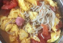 超嫩的鸡蛋炒西红柿面的做法