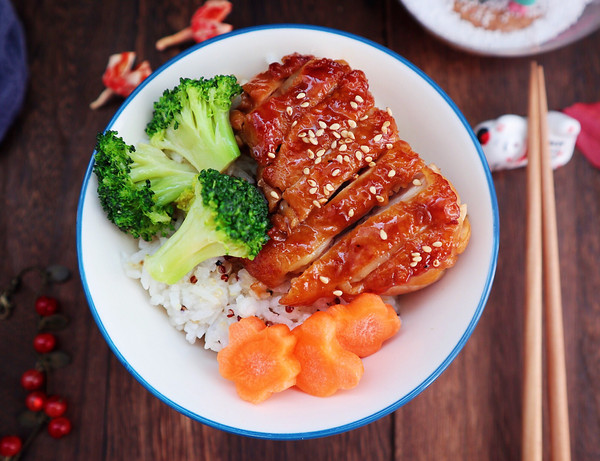 照烧鸡腿饭