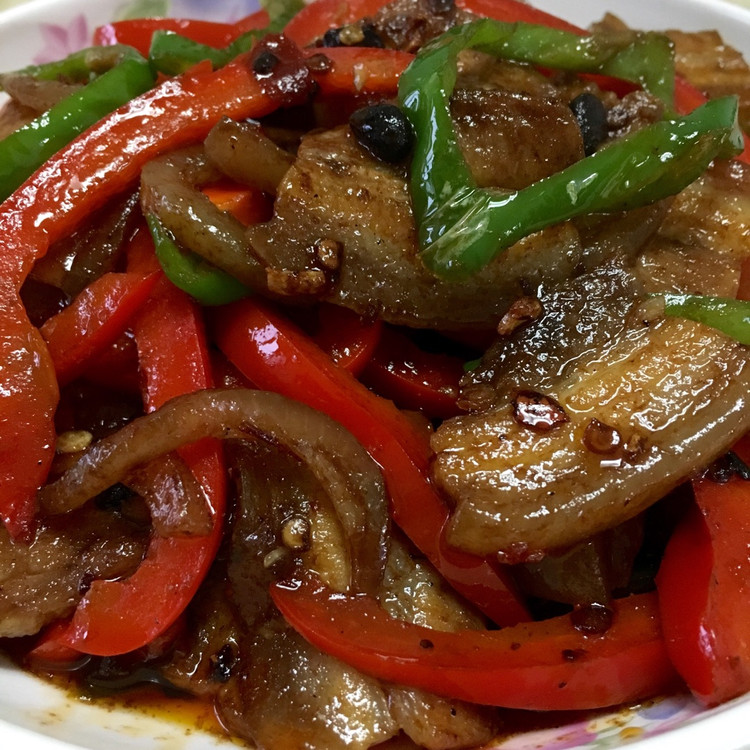 双椒回锅肉的做法