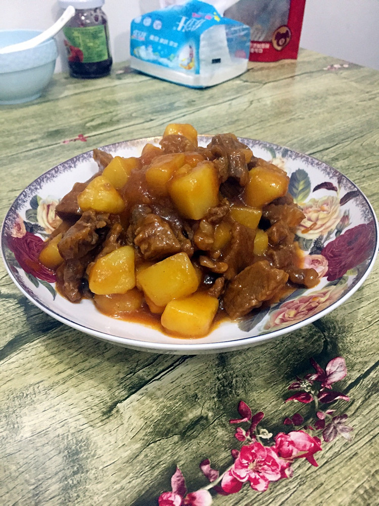 牛肉炖土豆的做法