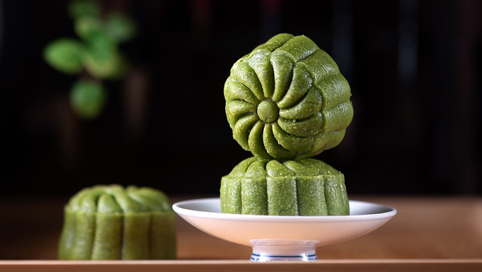 抹茶流心奶黄月饼