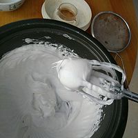 八寸戚风蛋糕的做法图解4