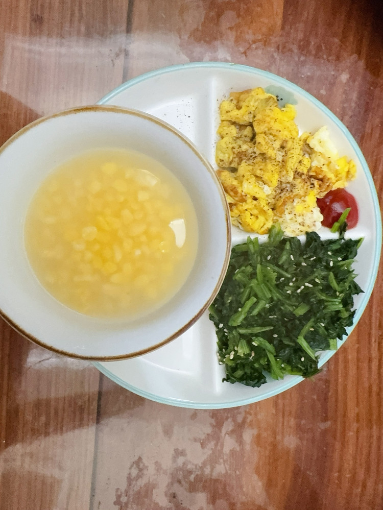 凉拌菠菜（经期低卡补铁餐）的做法