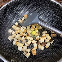 黑椒牛肉鸡腿菇的做法图解6