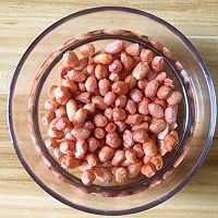 芹菜花生米的做法图解1