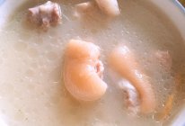 薏仁炖猪蹄的做法