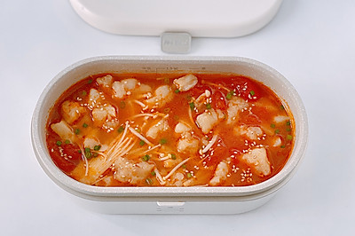 适盒食谱｜煮番茄龙利鱼汤