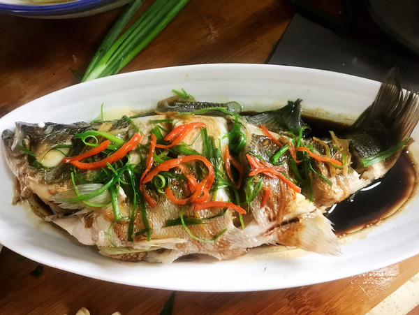 清蒸鲈鱼