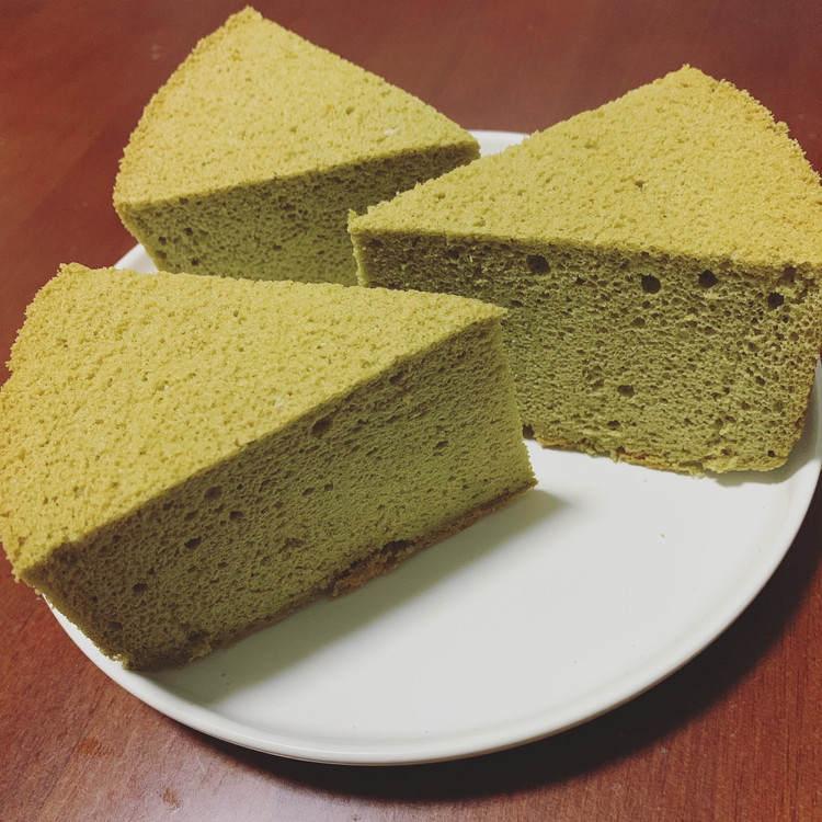 成功的「8寸抹茶戚风蛋糕」的做法