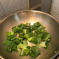 油爆秋葵的做法图解3