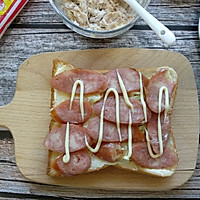 #憋在家里吃什么#烤肠三明治的做法图解8