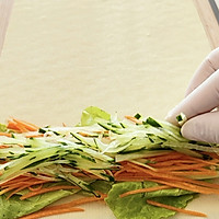 减脂豆腐皮蔬菜卷的做法图解3