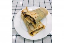 和早点摊一样好吃的煎饼果子的做法