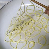 鸡蛋网饼的做法图解7