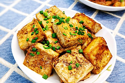 丰富餐桌味——超级好吃的简易烤豆腐