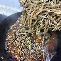 #味达美星厨X小厨中秋团圆宴#红烧肉焖干缸豆的做法图解15