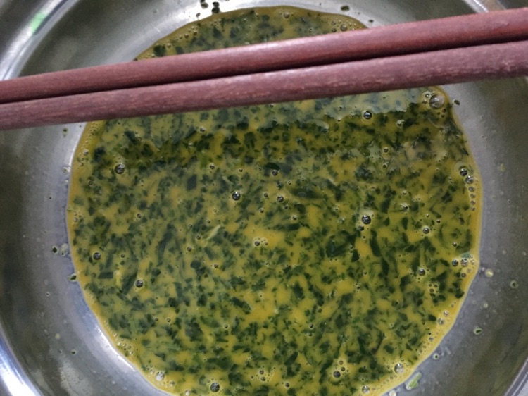 婴儿辅食之菠菜鸡蛋卷的做法图解1