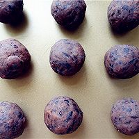 抹茶紫薯蛋黄酥＃长帝烘焙节（刚柔阁）＃的做法图解9