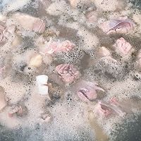 茶树菇炖鸭子的做法图解3