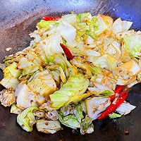 #豪吉小香风 做菜超吃香#爆炒圆白菜的做法图解5
