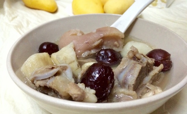 淮山红枣猪蹄汤