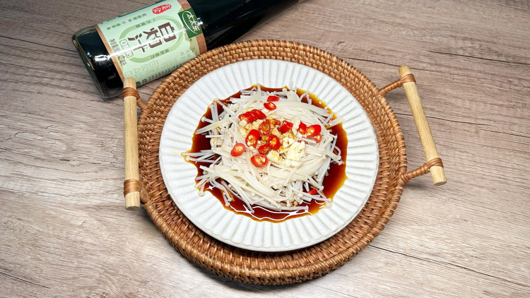 10分钟快手菜低脂餐：白灼金针菇的做法