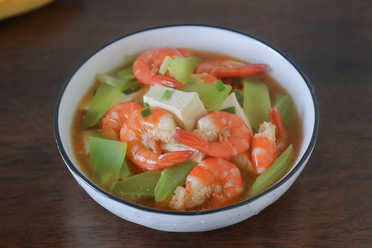 低脂高蛋白的虾仁豆腐汤～的做法