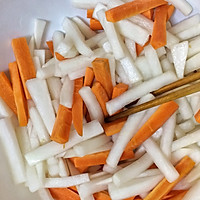 开胃小菜：话梅一夜渍萝卜的做法图解6