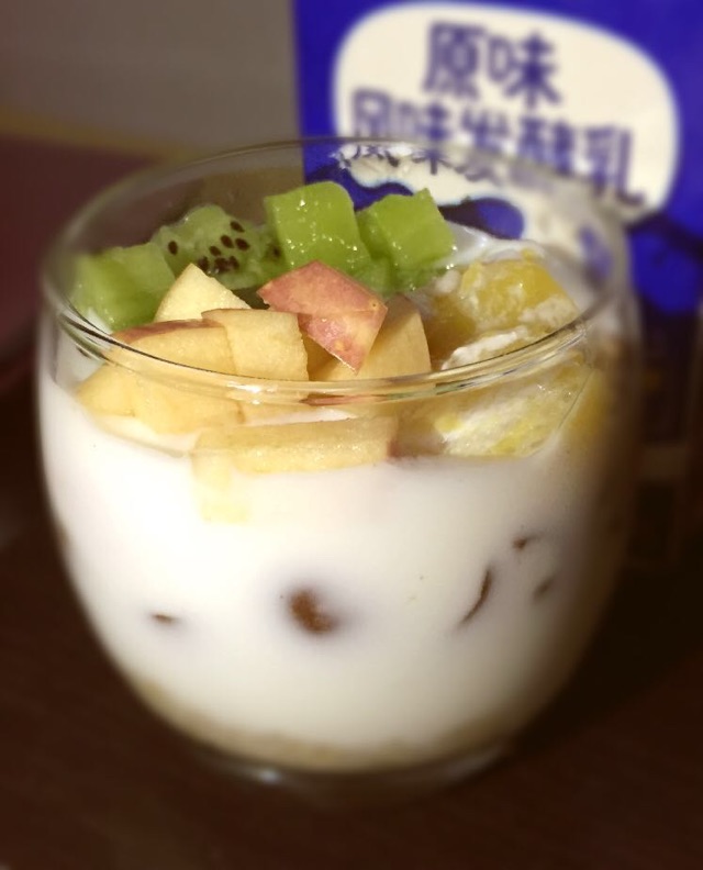 缤纷燕麦酸奶水果杯的做法图解7