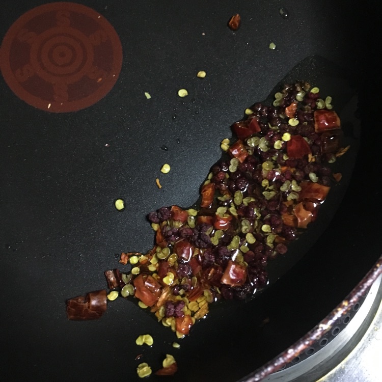 快手菜——水煮肥牛的做法图解7