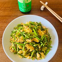#以美食的名义说爱她#蒜苔炒鸡蛋的做法图解5