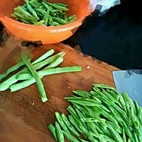 清炒四季豆的做法图解1