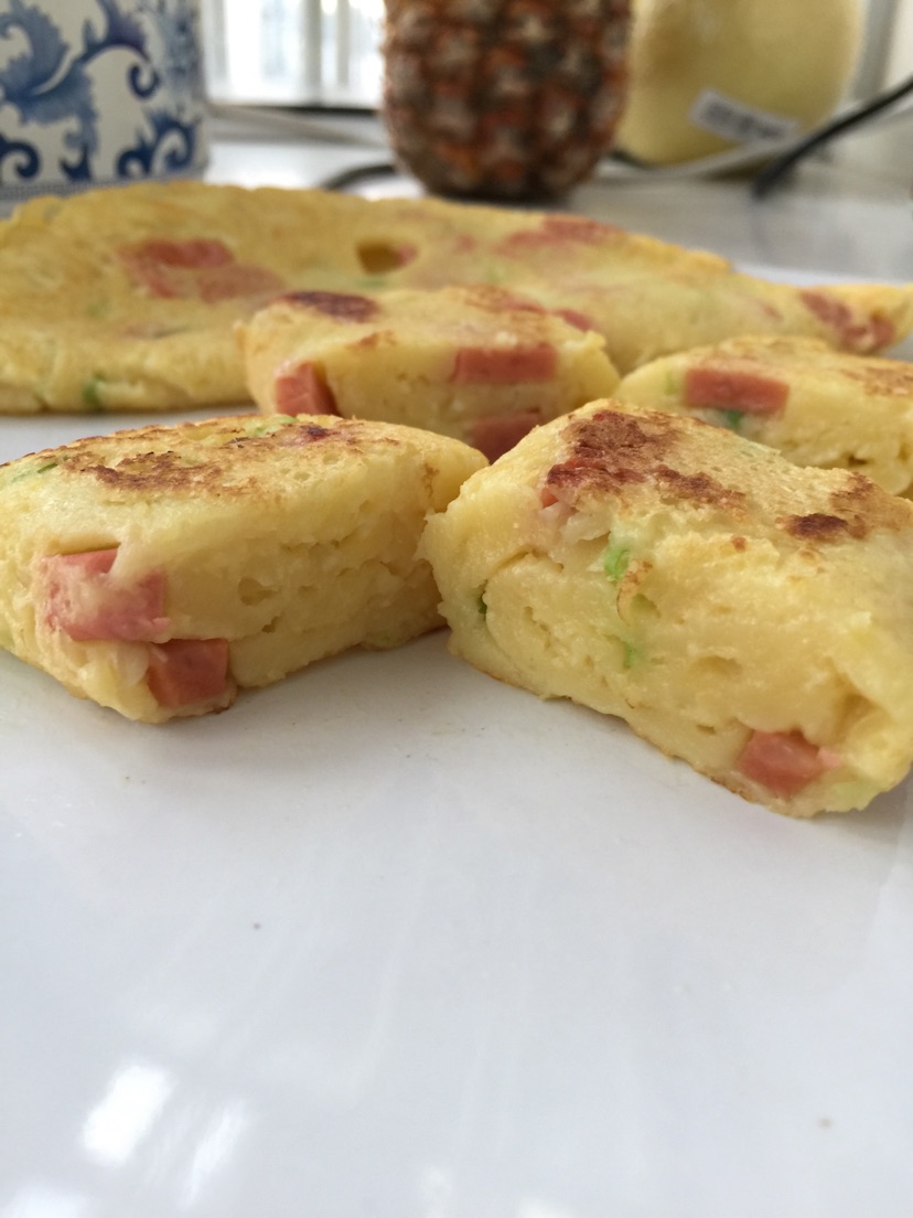 火腿小葱厚蛋饼的做法图解7