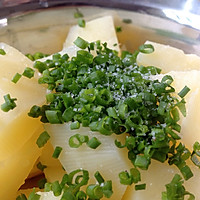 培根芝士杂蔬蛋卷配香葱土豆的做法图解3