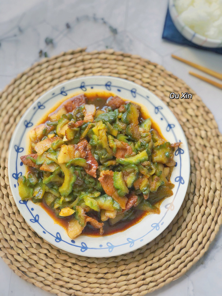 五花肉炒凉瓜的做法