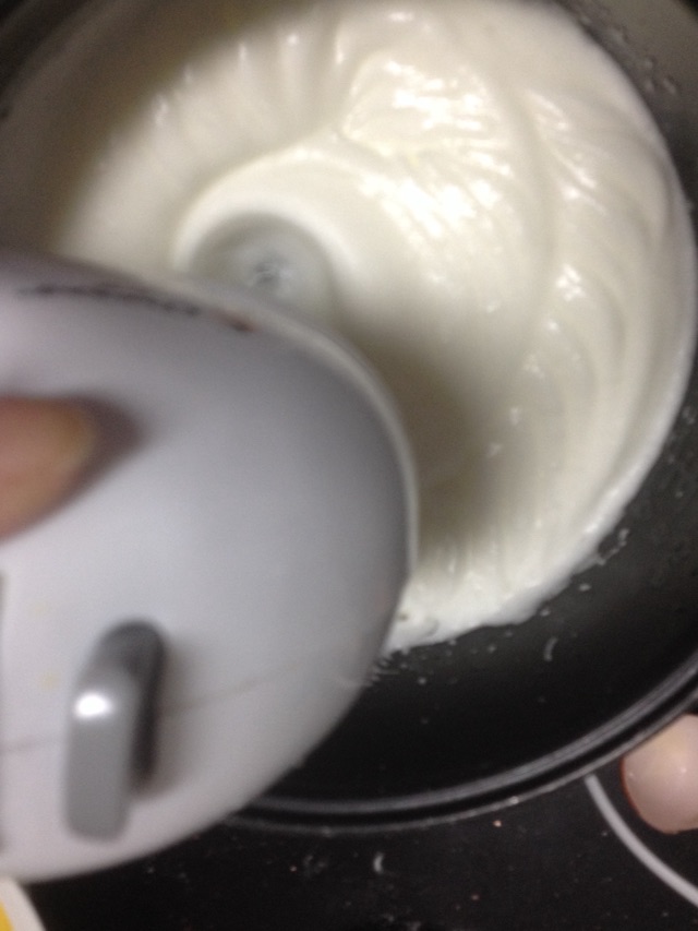 超详细9寸戚风蛋糕的做法图解9
