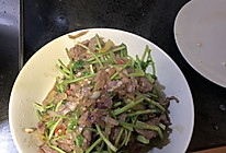 小牛肉炒香菜的做法