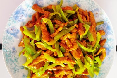 青椒炒肉丝