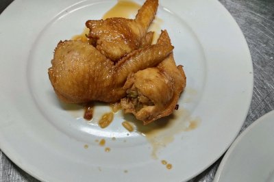 鸡翅包糯米饭