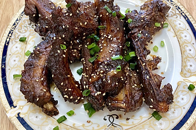 铁锅烤排骨