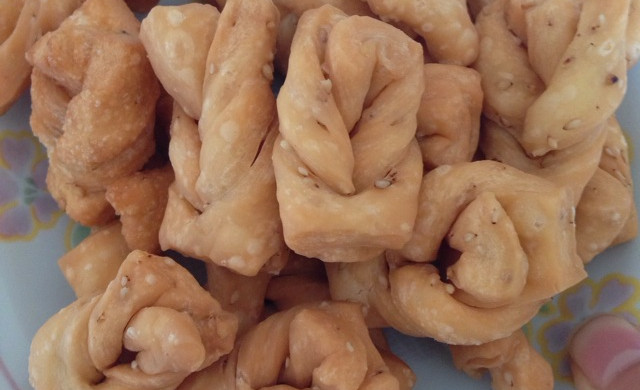 油炸香酥小麻花