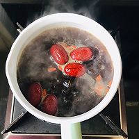 暖宫必备的红糖鸡蛋红枣水的做法图解5