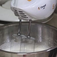 牛轧糖的做法图解2